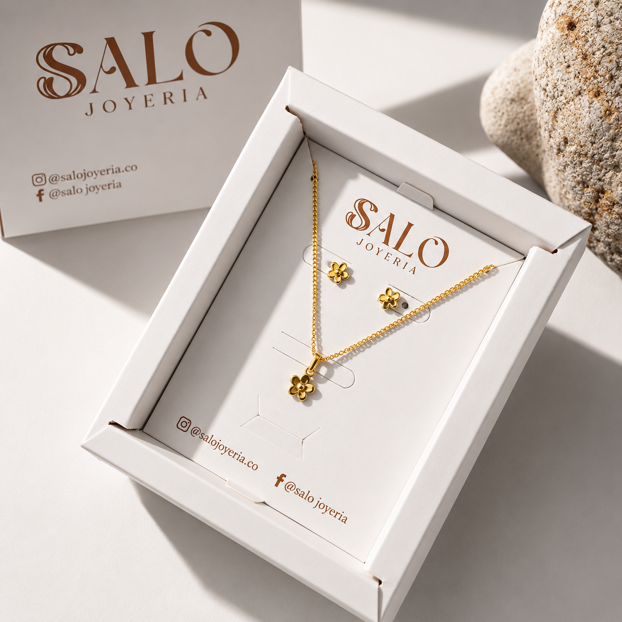 Conjunto golden flower